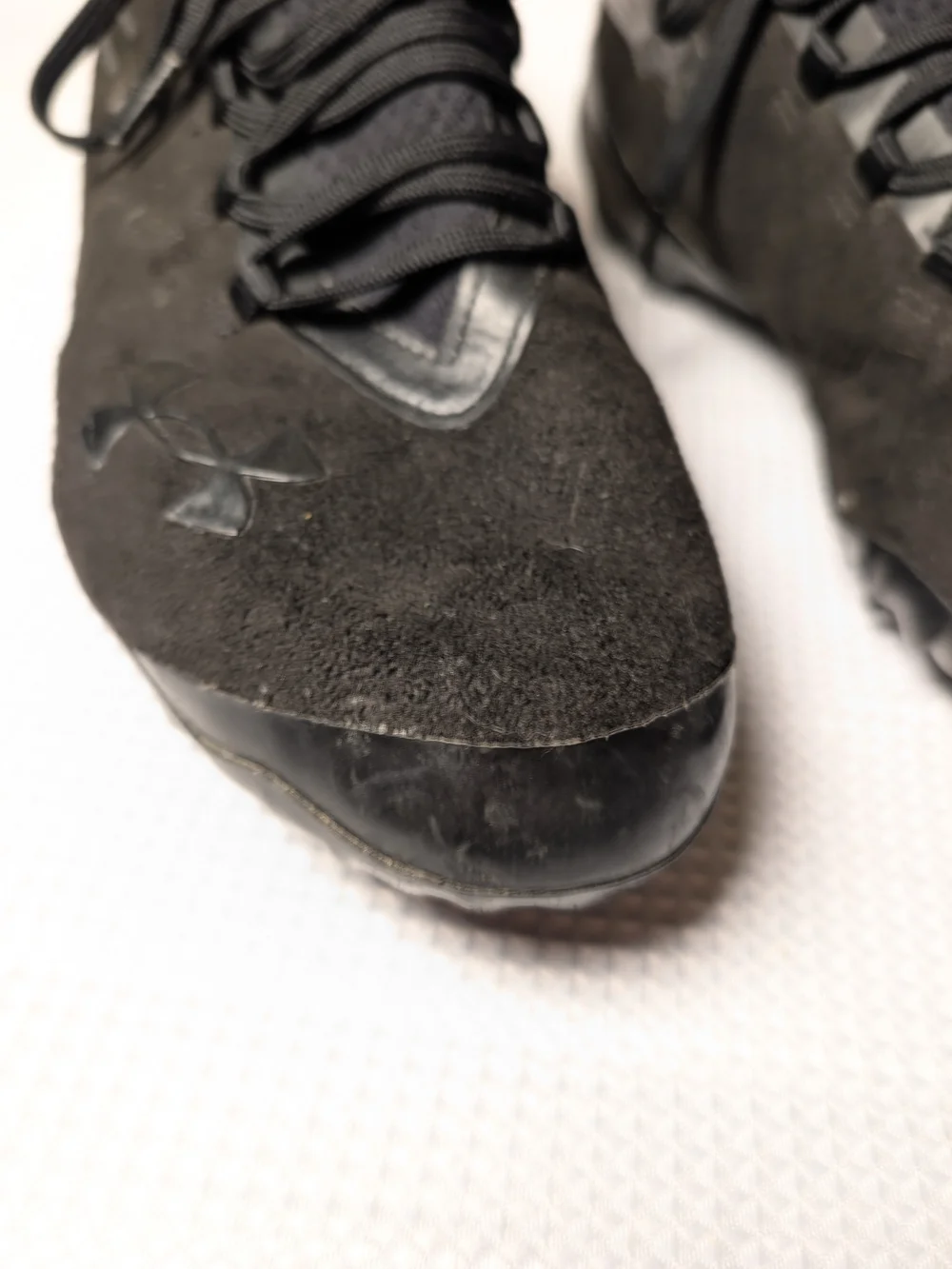 Under Armour Men’s Black Football Cleats